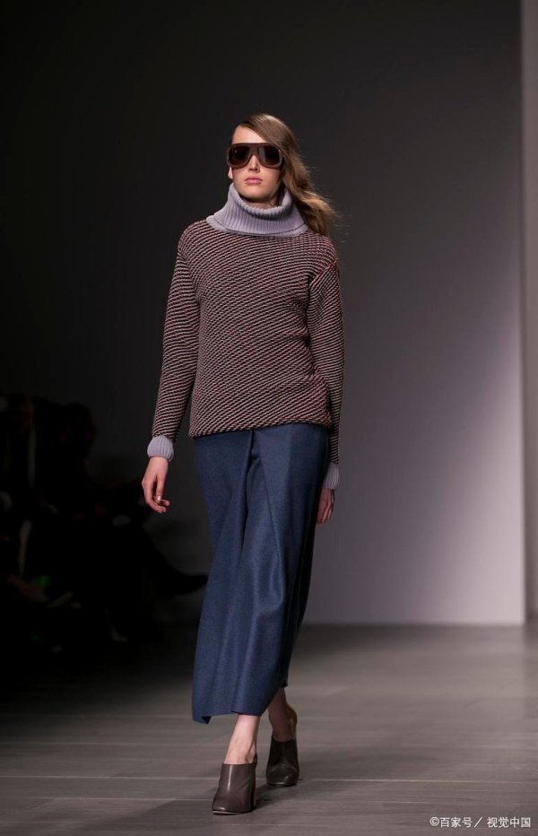 篮球投注app- 色调采取:秋日的诚恳衫-押注篮球的app-登录入口